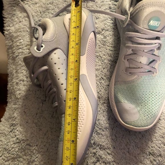 Nike runners Size 7 - Picture 9 of 13